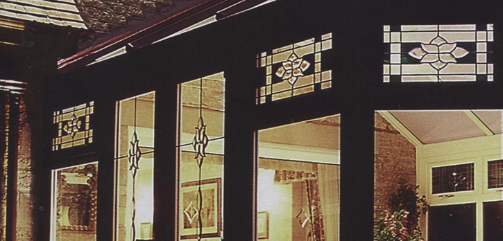 Bevelled Glass Example